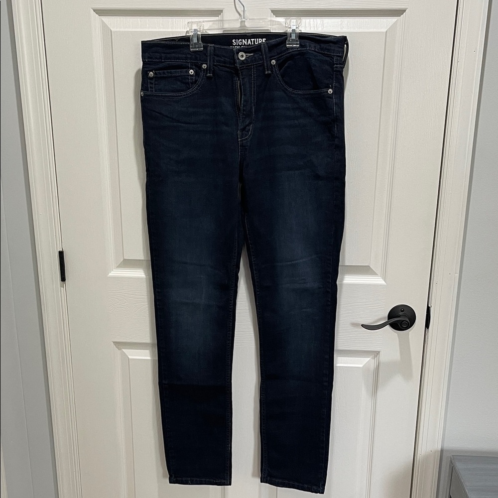 Signature by Levi Strauss Men's Dark Blue Slim Jeans